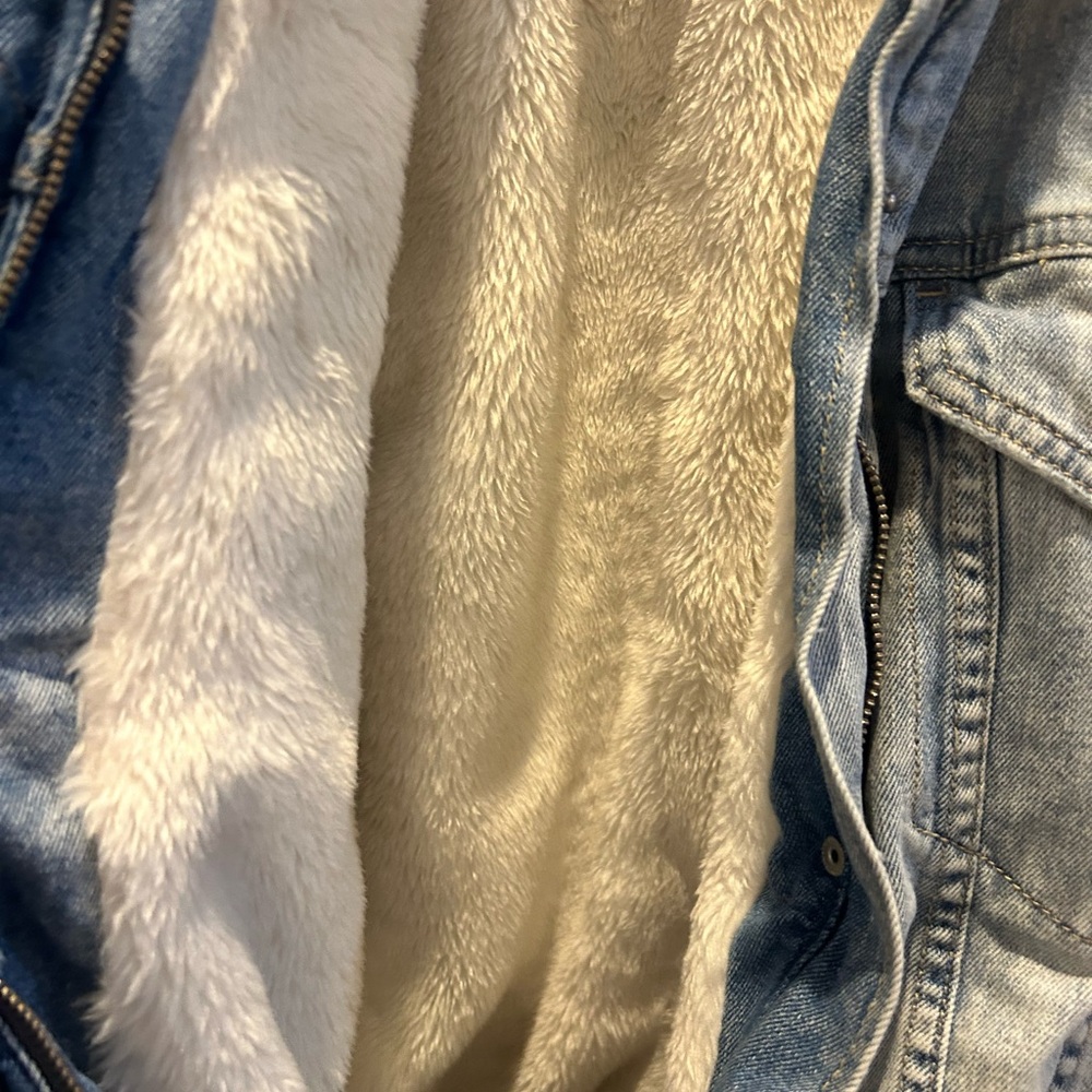 American Eagle Outfitters Faux Fur Lined Denim Jacket L - Picture 5 of 13